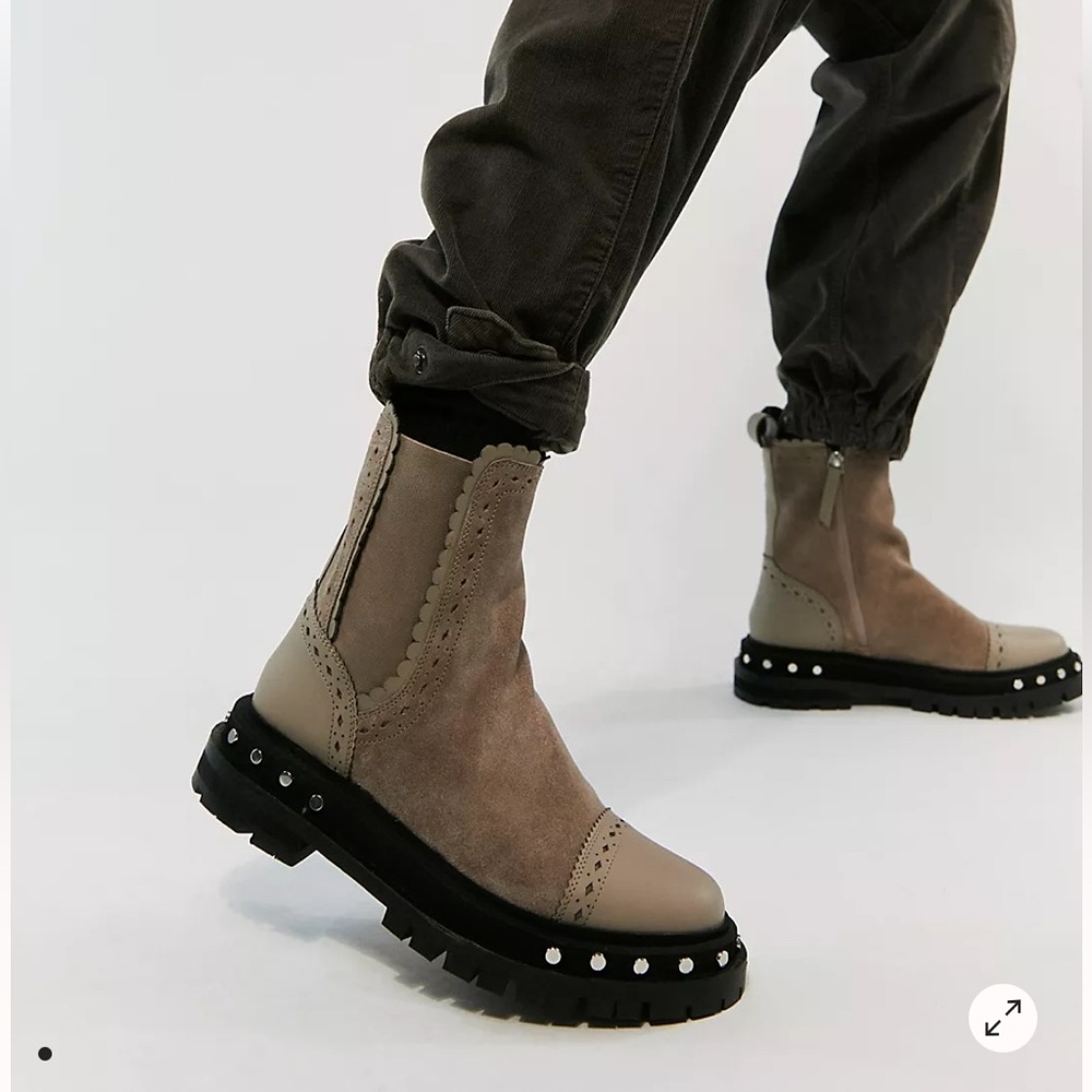Free People Tate Chelsea Boot, NWOT
